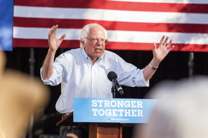 LAS VEGAS, NV - November 6, 2016: Bernie Sanders Campaigns With Open Arms For Democratic Party at CSN.